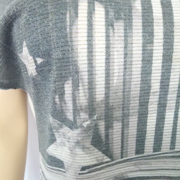 New GUESS Gray Tee-Shirt Top Sz Small Cute! - Picture 8 of 10